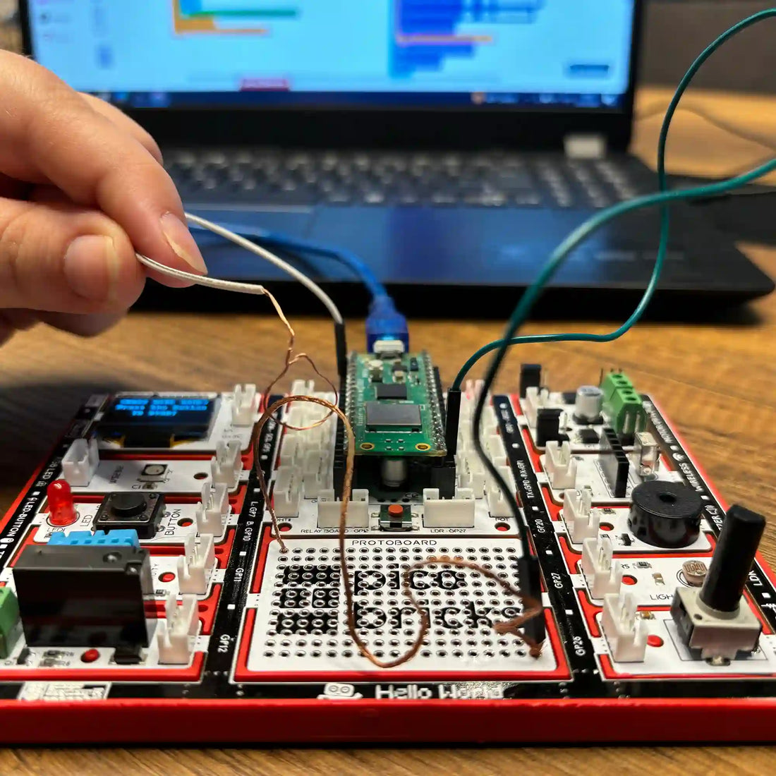 #13 Buzz Wire Game Project With PicoBricks