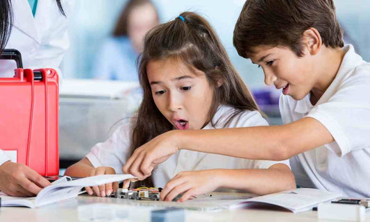 Incorporate STEM into Classrooms with Examples