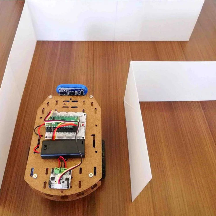 #24 Maze Navigating Robot Project With PicoBricks
